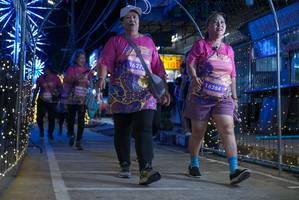 BIB: 1627, 16284
                            <button type="button" onclick="openModal(24677693)" class="btn btn-primary btn-sm float-right btn-popup" data-toggle="modal" data-target=".modal-high-quality">
                        <i class="fas fa-shopping-cart"></i> Add to Cart
                    </button>
                                            <button type="button" onclick="isThisMe(24677693, true)" class="btn btn-success btn-sm float-right btn-popup btn-isme hidden" data-toggle="tooltip" data-placement="bottom" title="นี่คือรูปของคุณใช่ไหม คลิกที่นี่เพื่อเอาเข้าอัลบั้ม">
                        <i class="fas fa-plus"></i> Add to album
                    </button>
                    <button type="button" onclick="isThisMe(24677693, false)" class="btn btn-warning btn-sm float-right btn-popup btn-isnotme hidden">
                        <i class="fas fa-ban"></i> Remove from album
                    </button>